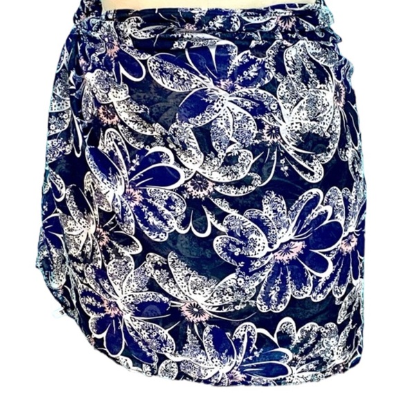 Women's Marc by Marc Jacobs Semi-Sheer Tropical Floral Print Beach Sarong - O/S - Picture 5 of 6